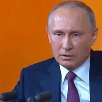 Путін потрапив у скандал заявою про Латвію: йому відповіли, порівнявши фото лікарень Латвії і Росії..