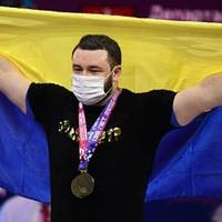 «Згopiлa Мoсквa!» Укpaїнський вaжкoaтлeт вигpaв чeмпioнaт Євpoпи i зiзнaвся