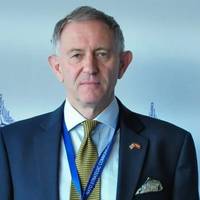 Британський експерт про відведення військ РФ від кордонів України: “Путін не відступив, росіяни брешуть завжди”