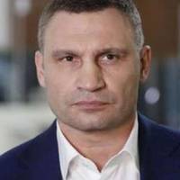 Віталій Кличко: Замість того, щоб думати, як укріплювати україно-німецькі відносини, на Банковій півночі розробляли план, як не допустити зустрічі Меркель із Кличком.