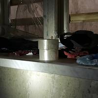 У Балаклії окупанти влаштували у підвалі катівню та камери утримання (фото)