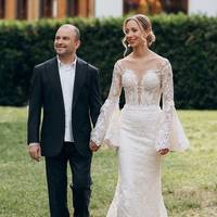 Репяхова у весільній сукні влаштувала Павліку сюрприз після операції