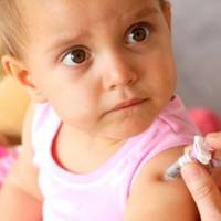 УВАГА ВСІМ БАТЬКАМ! У Києві діти стали жертвами вакцини: розгоріся скандал