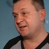 Цього золотого чоловіка повинна знати вся країна! Цей лікар оперує безкоштовно пацієнтів, які не в змозі платити