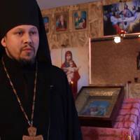 Проводять служби Божі у підвалі: В Бахмутському районі відкрився перший приход УПЦ КП (фото, відео)