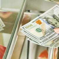 Курс валют на 2 січня: євро змінив тактику