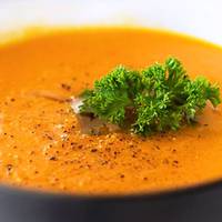 Морквяний суп з грінками